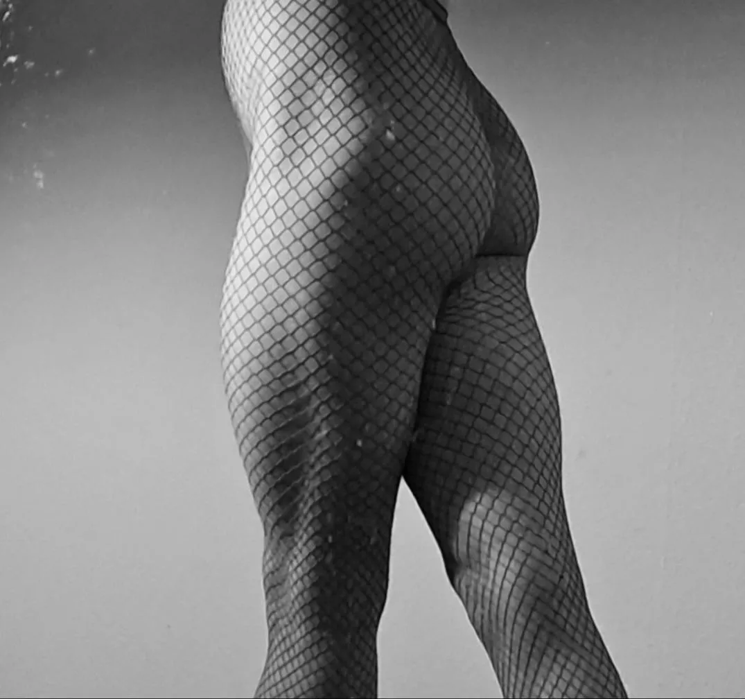 Rate my legs please 😘