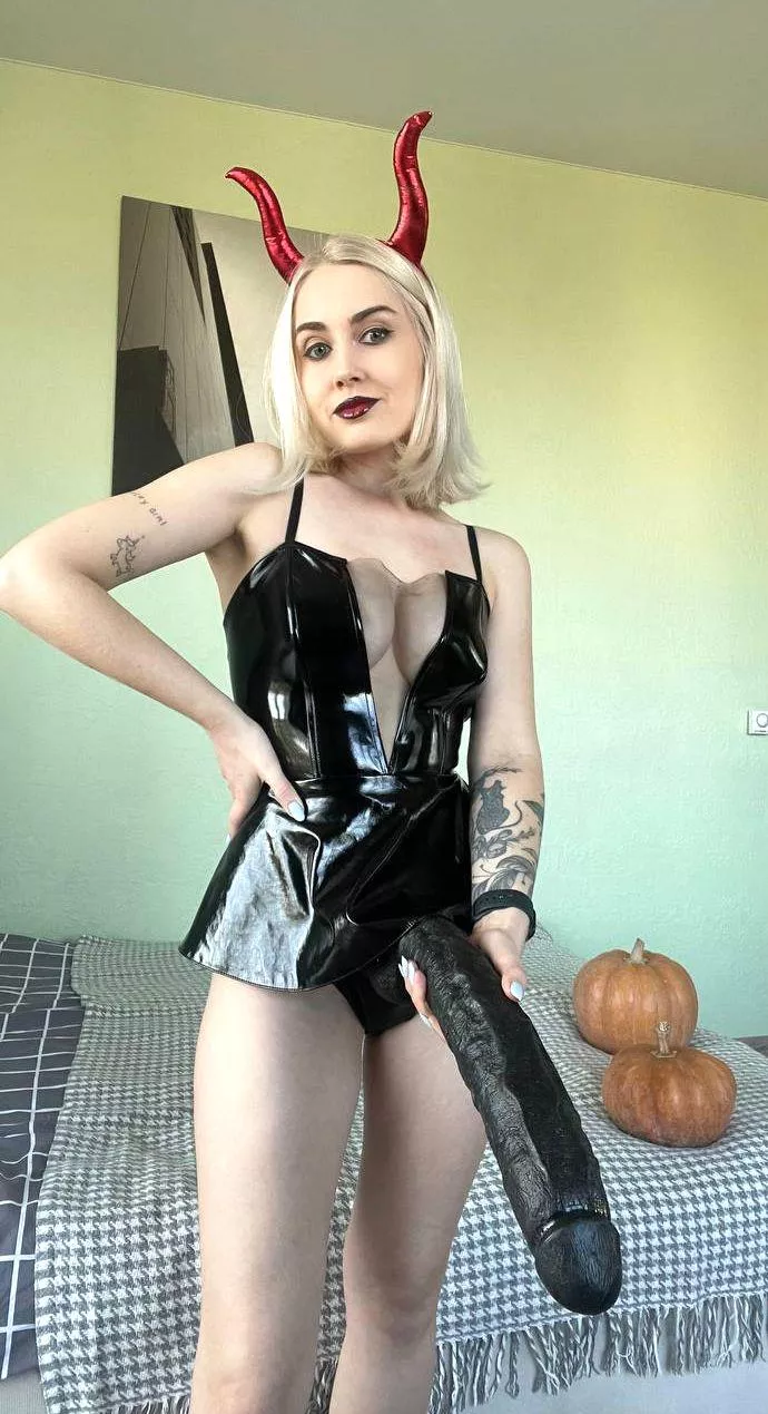 Ready or not, I expect you to handle this 17 incher of a cock, no excuses.
