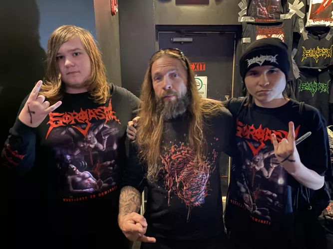 Saw gorgasm and I met Damian 