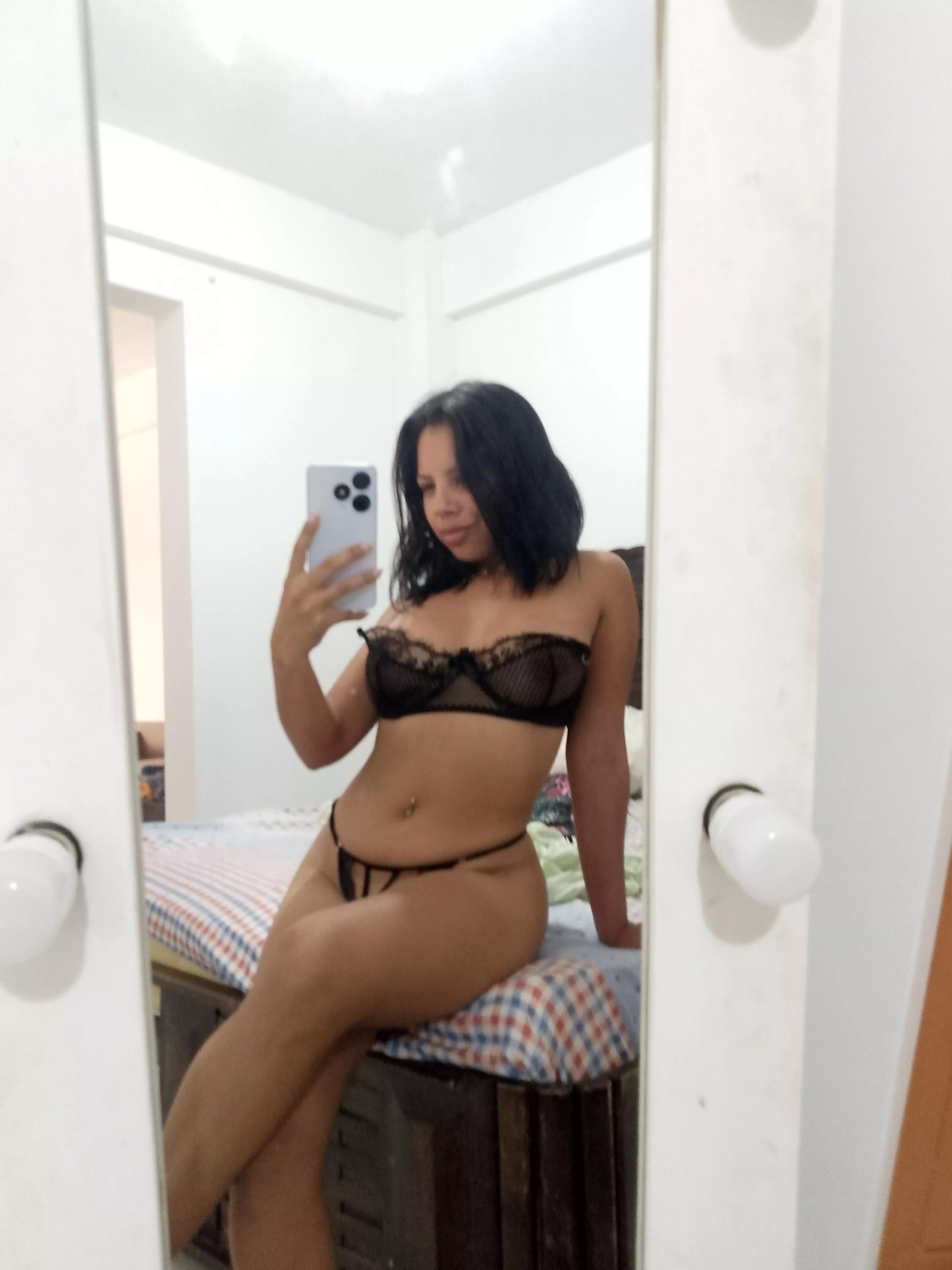 [Selling] Sexy girl wants to play, i am available for [sext] [cam] [vid] [pic] [gfe] [rate] [dom] 😈😈