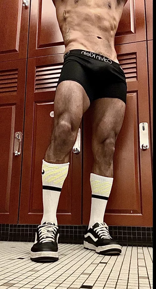 [Selling][USA][27] Selling my used sweaty, musky underwear and socks plus lots of other customizable options