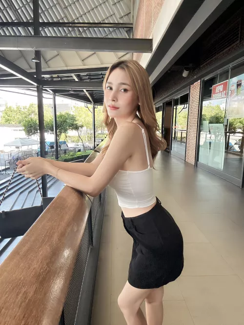 sex is a must on our first date, who's in?