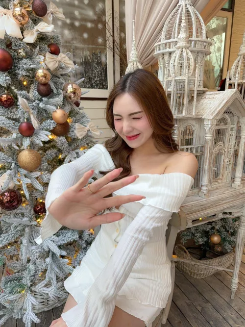 Share your wildest creampie experience, I'm all ears!