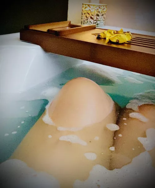 Sub funded bath goodies…How do you plan on contributing? 🌸🛁💅🏼