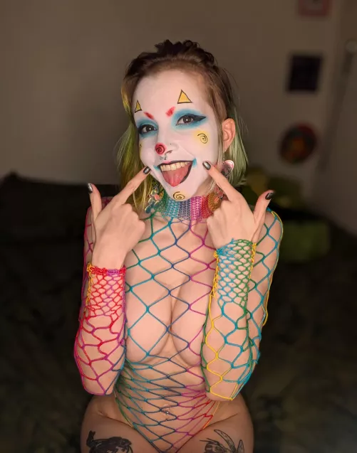 Subscriptions on sale 🤡🌈