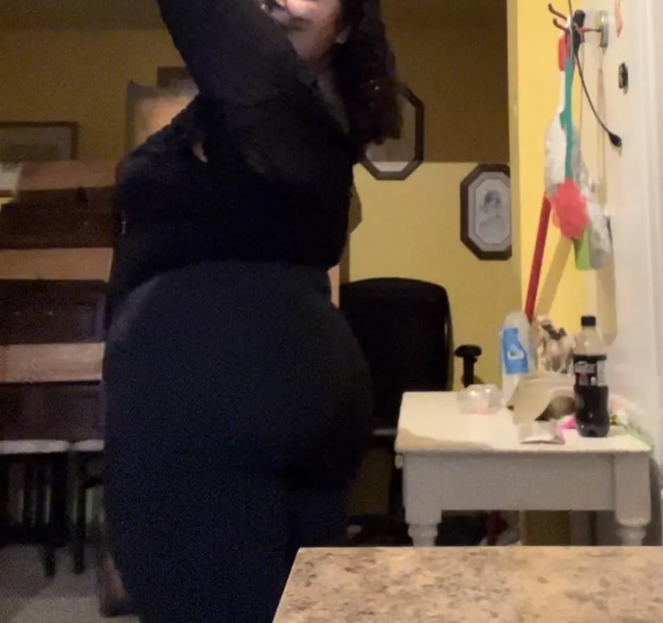 Such a bad pic but this is my fit😋 the pal!!