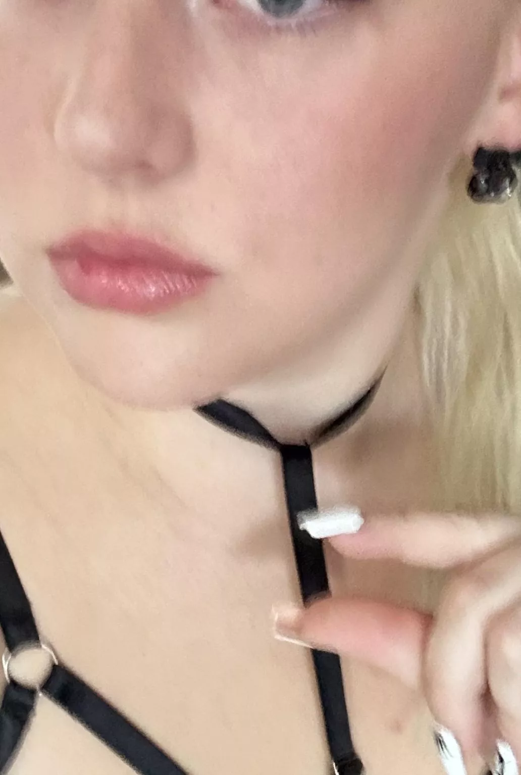 That thing can't even hold a candle to my vibrator.