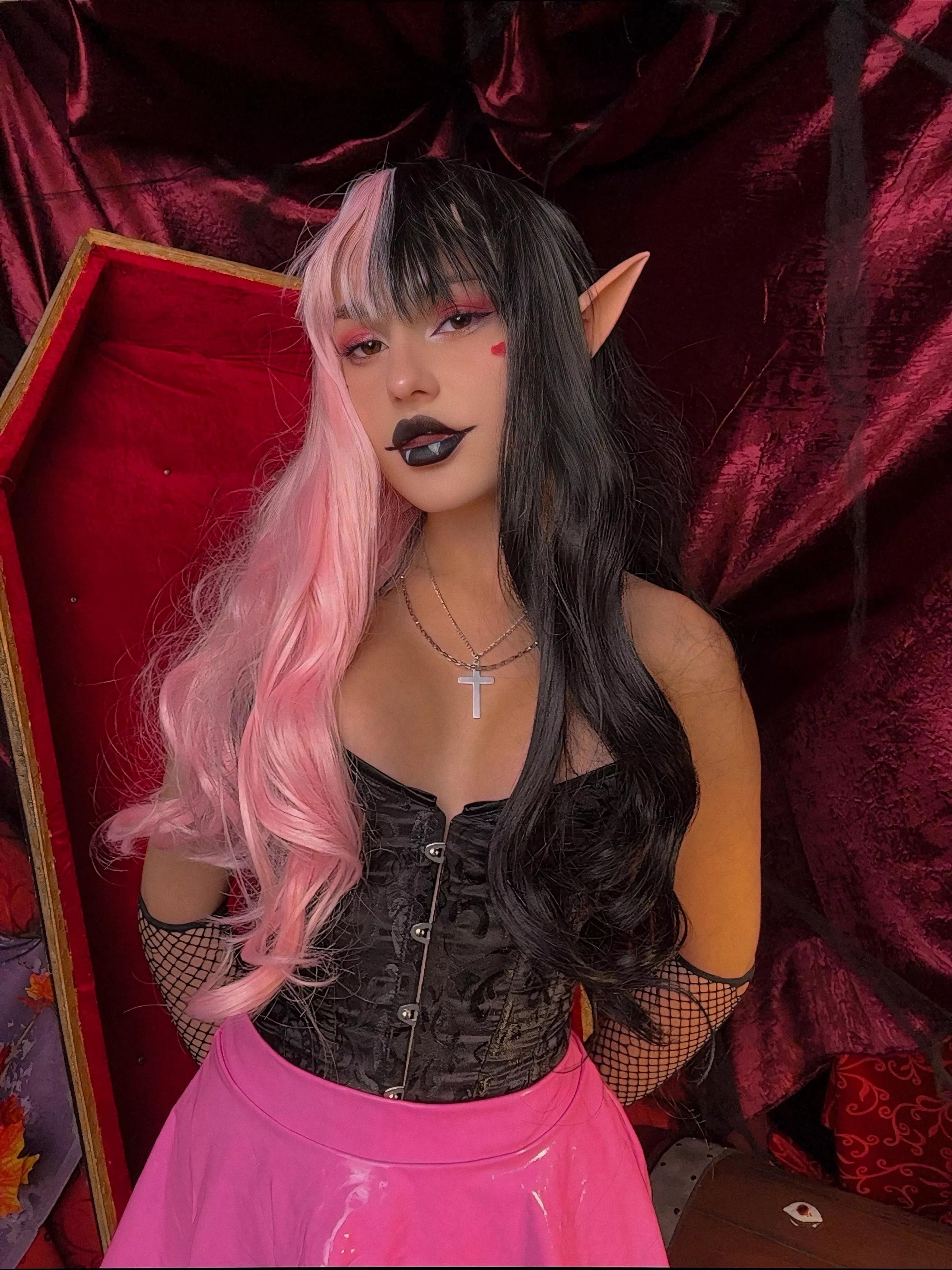 The Draculaur doll from the Monster high by ColorlessHedgehog