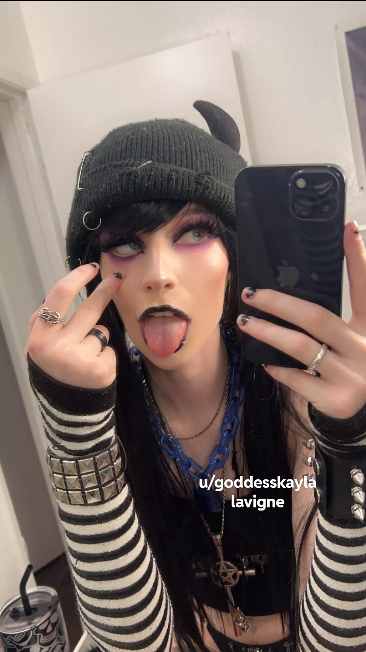 There’s nothing better than draining to a cute brat