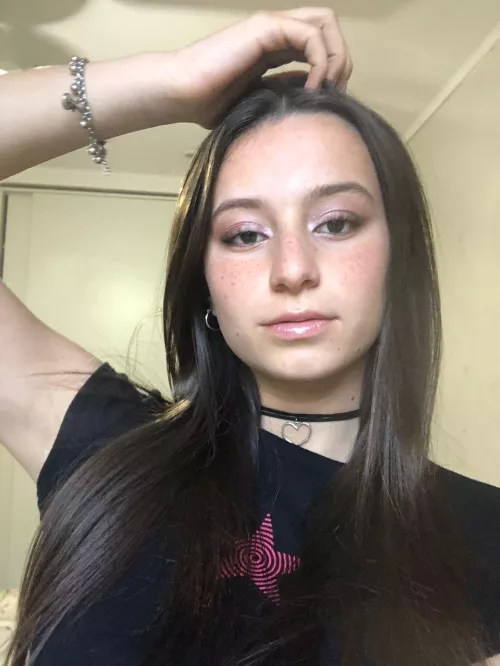 Thoughts on chokers? I'm quite obsessed with them