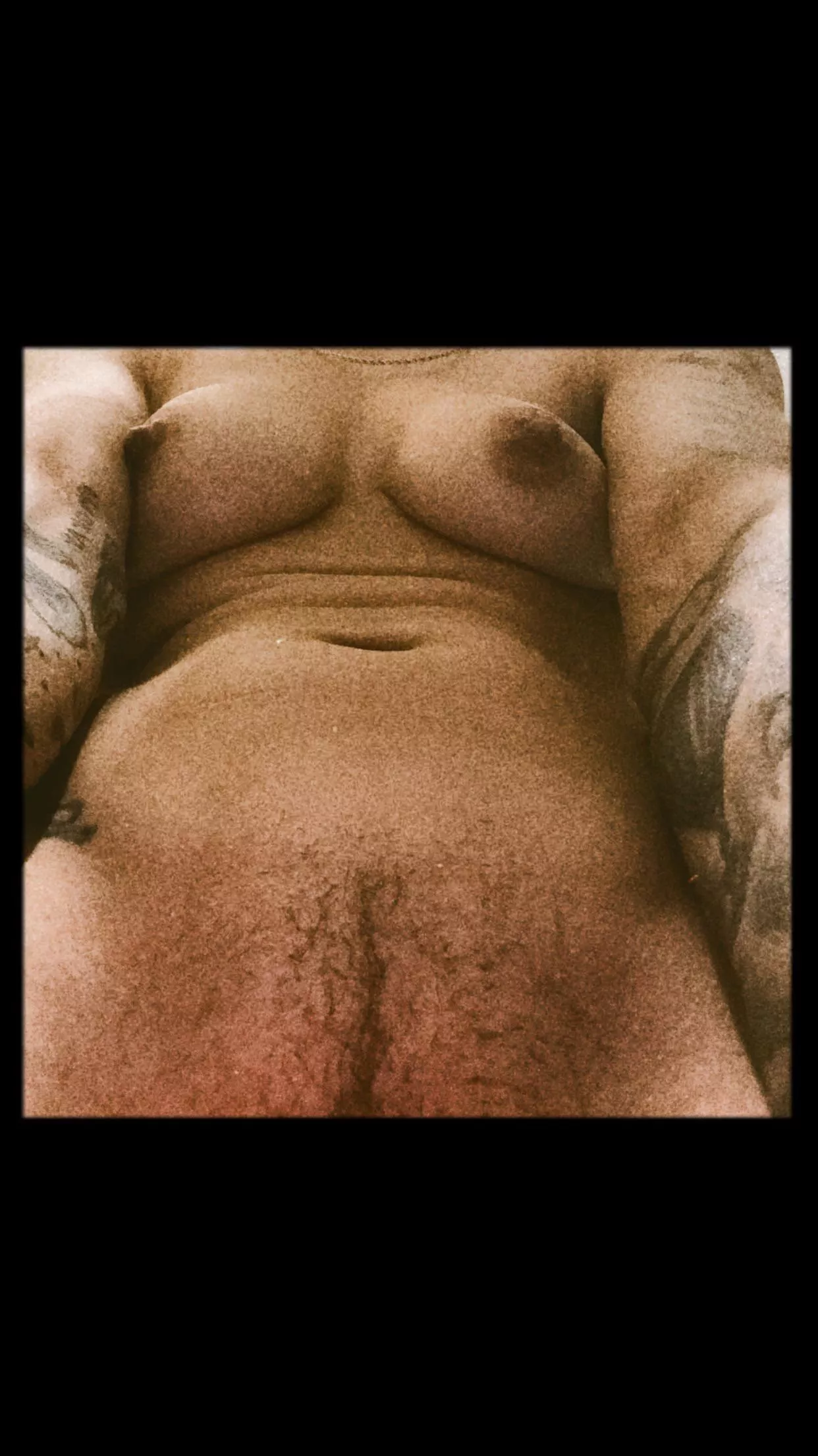 Time to shower and relax for the night. Looking for fun conversations. 