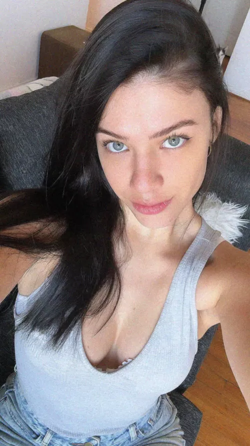 too glam to give a damn