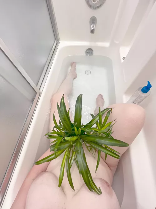 Turning bath time into the ultimate cozy oasis 🌿✨