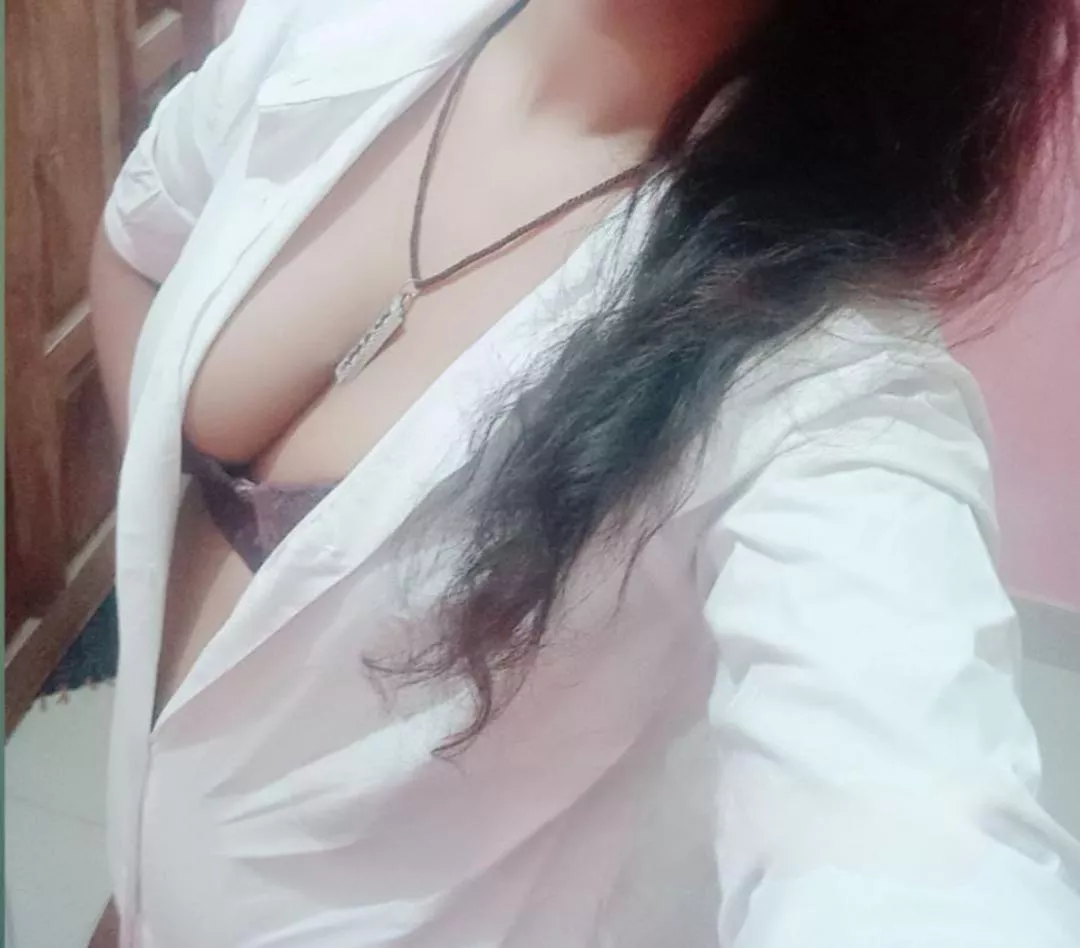 Unwrapping is also a talent 😏 wanna show your talent to me? 😍