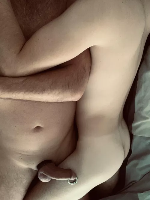 Waking up with my twink on this Sunday after a wonderful night! [M49-M21]