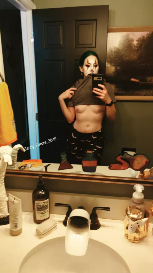 What a spooktacular view (f)