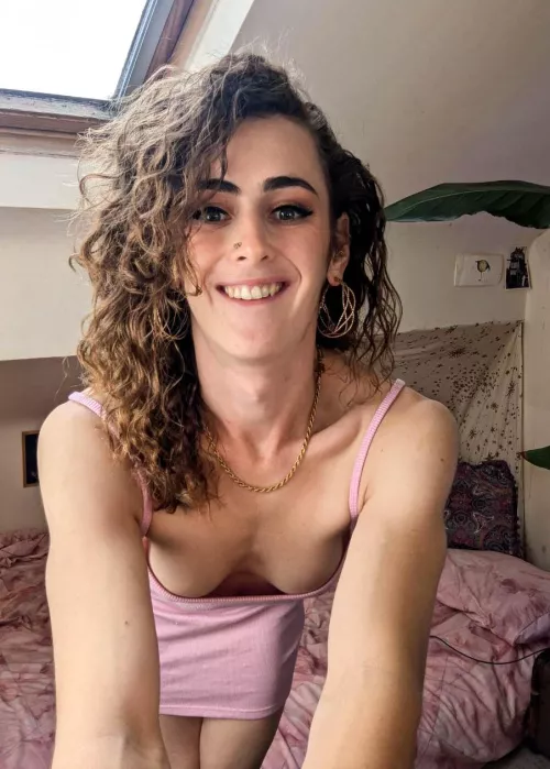 What’s a look that instantly catches your eye?