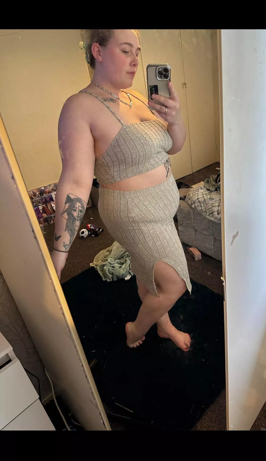 Who thinks I should try and out grow this skirt 🐷🐷🐷