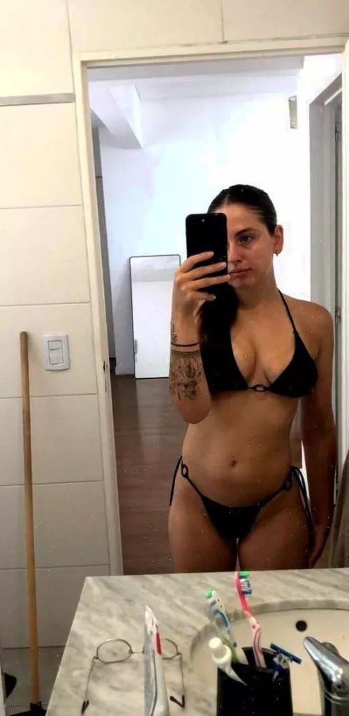 Would you choke me until I can’t scream anymore??❤️🤎