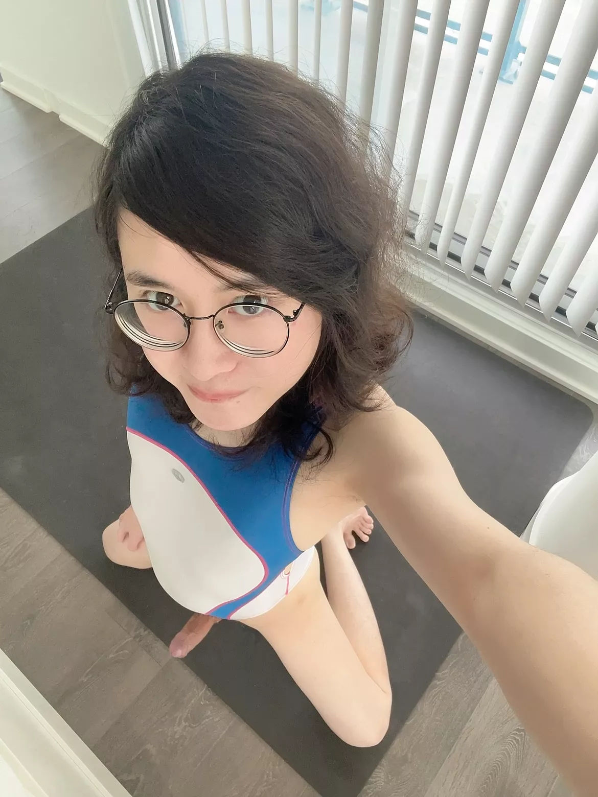 Would you want to swim with me? 🐟 I like how tight and smooth this swimsuit is like me hehe :3