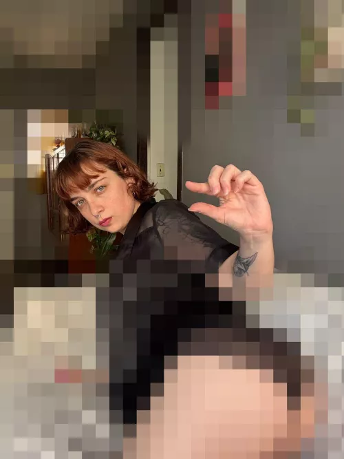 You're probably one of those people who gets off on barely seeing a pixelated nipple or some other trivial thing. You're not a real man, you're just a little boy who can't even handle a real woman.