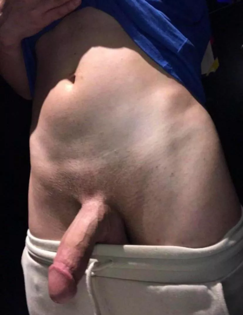 20 white ginger horny fit top I need good ass lets fun Sc: martt_a2024 ( I like thongs :)