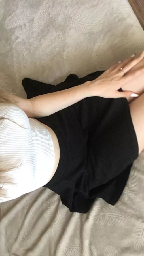 [21]  Na, wer steht auf Crossdresser?