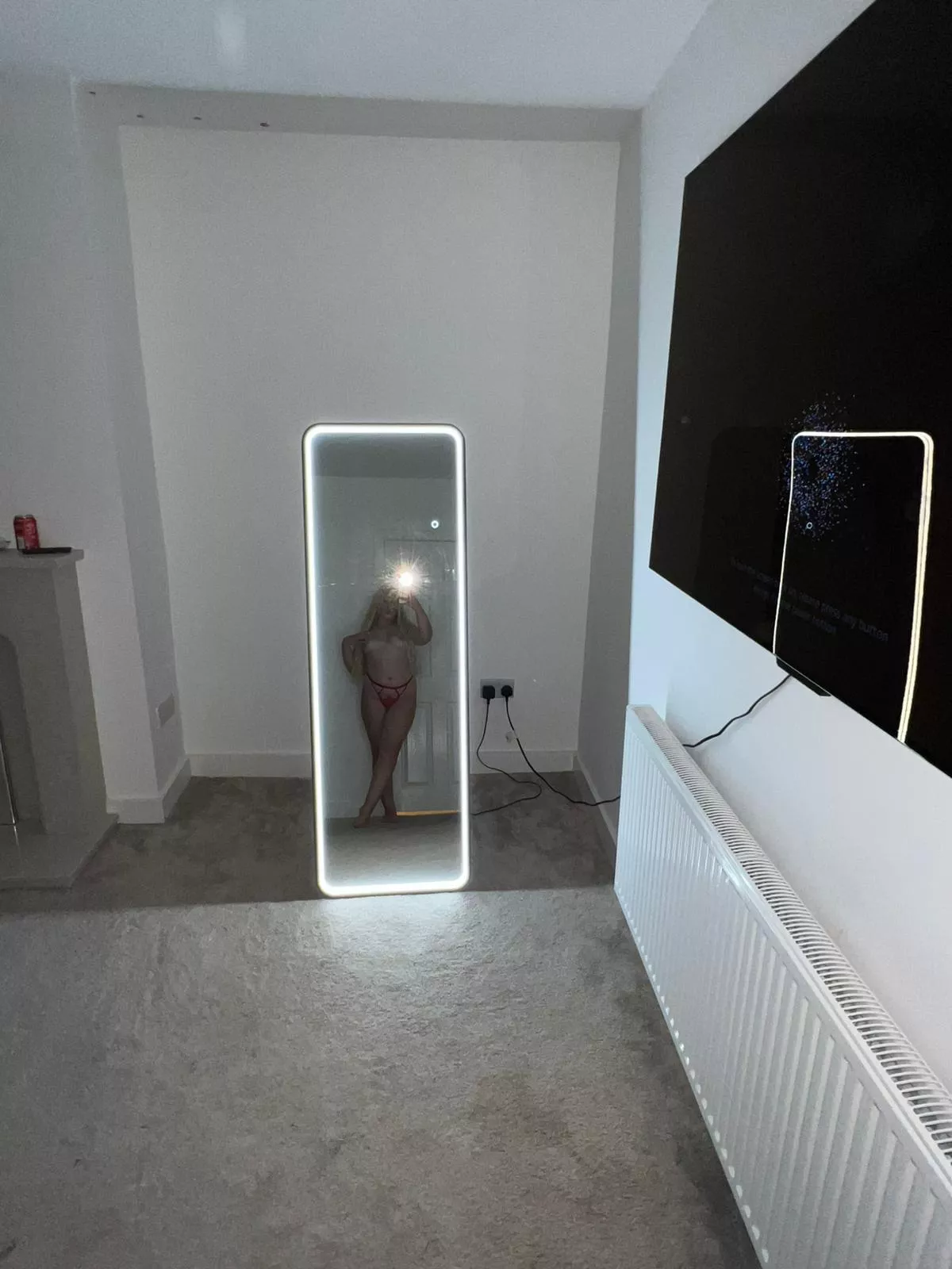 21F Manchester based... Into Older men xx  