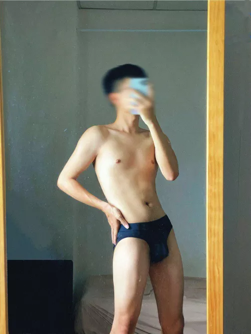 23 Asian guy horny rn hmu @terrencetanxh