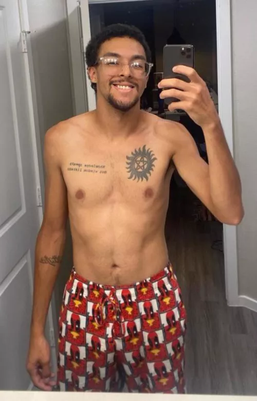 25 [M4F/MF] south fort worth 6ft slender with 7 in