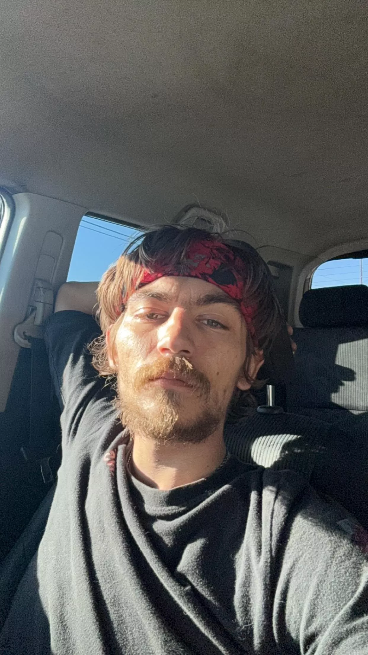 25M looking for MF to have a threesome