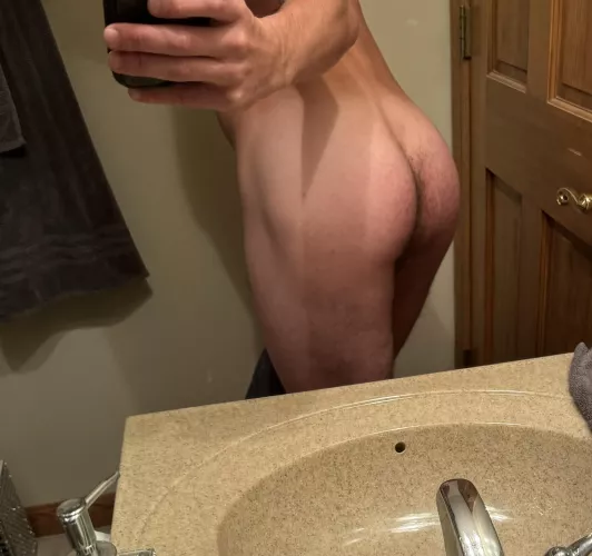 (27) Really feeling myself lately 😋