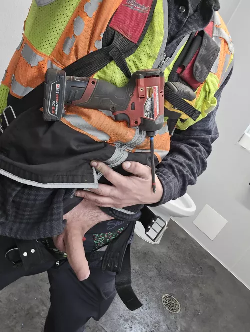 33, city: seattle washington. 