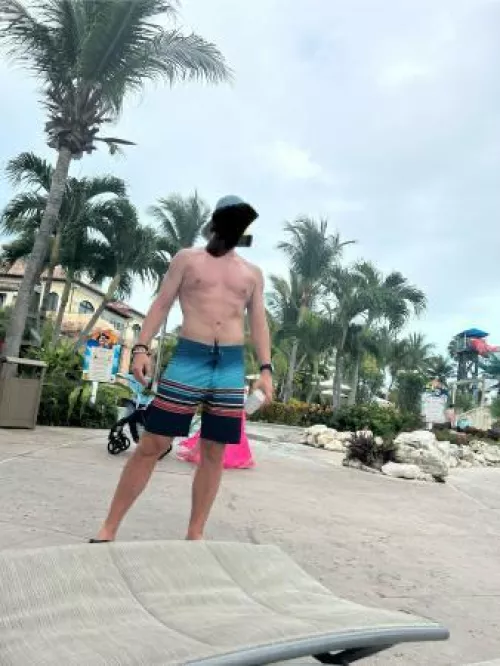 38 m4mf downtown fit hung visitor looking for fun 10/29