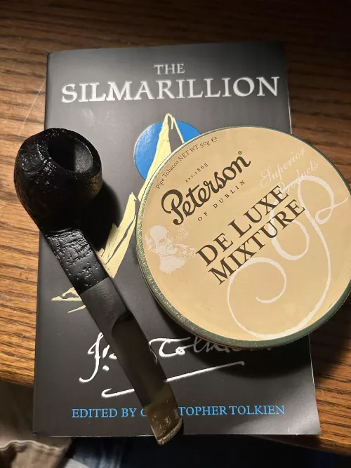 A good book and a good pipe