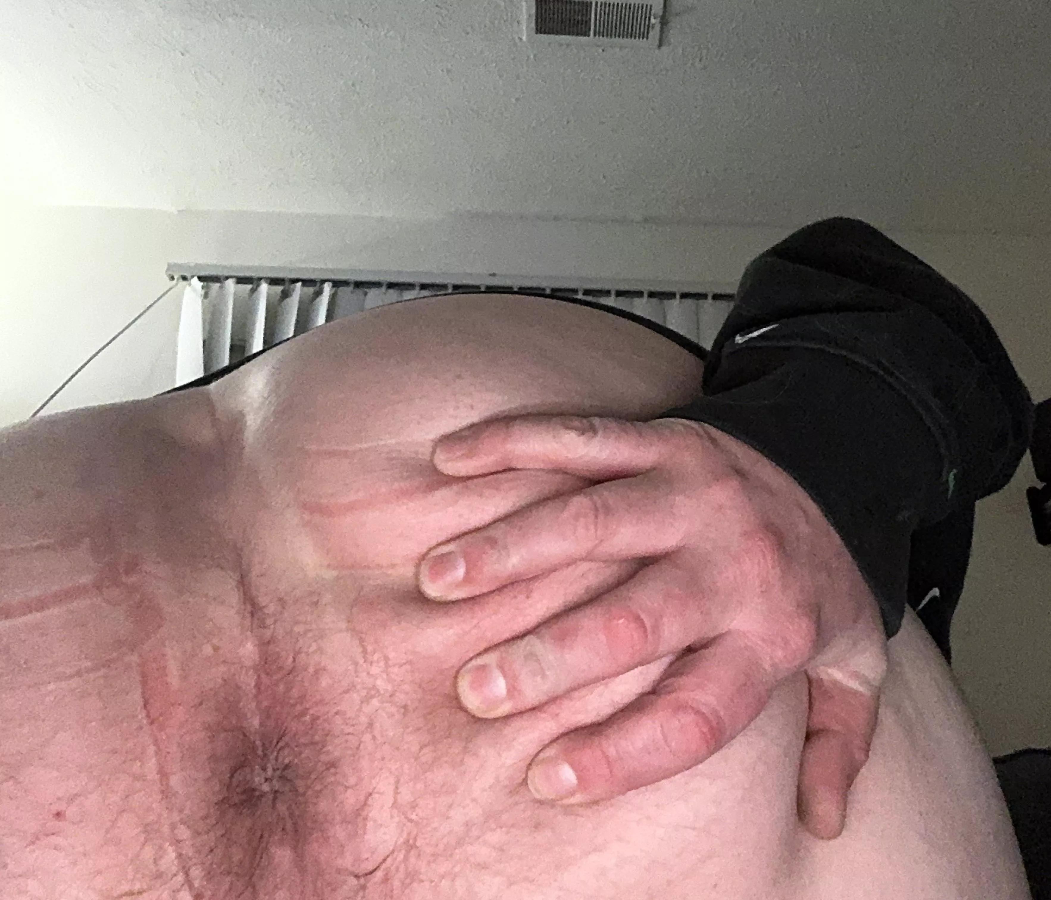 Any tops into fucking chub ass? I can host so DM ME