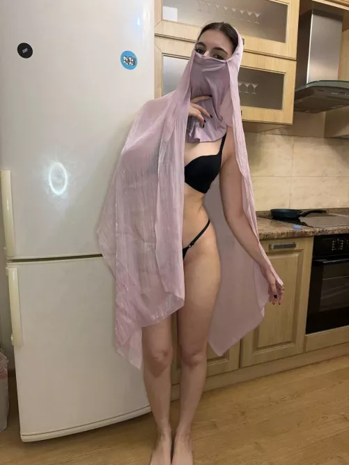 Arabic wife at your service