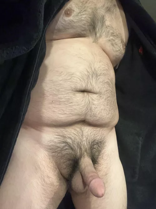 Are the chubbier dads your type? 