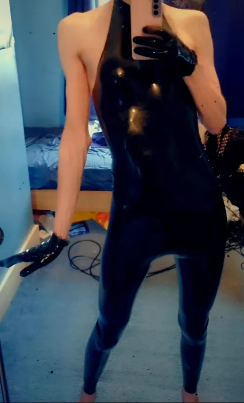 Back in home, I think my phone is donne, fuck! I need a new one.