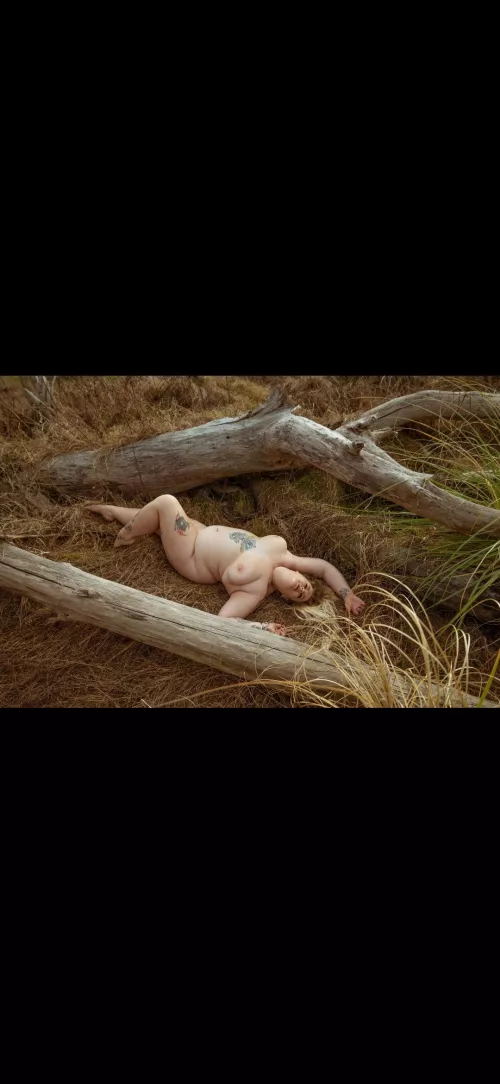 Bbw river side scrub