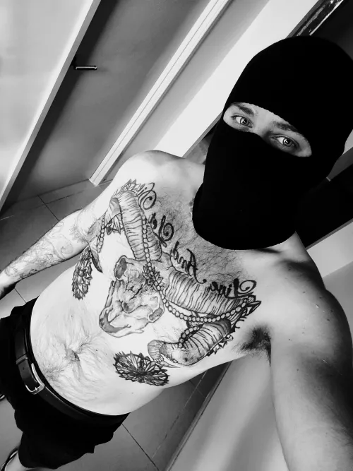 Be a good boy and do as I say 