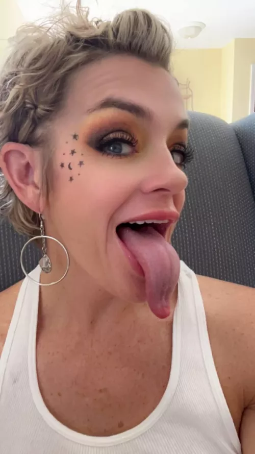 can you paint my face for halloween