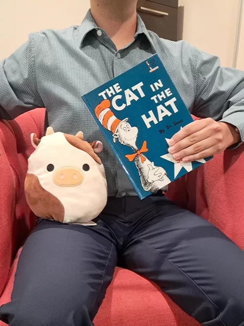 CG pic: It's story time.