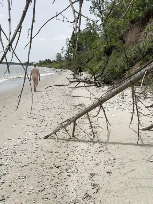 Challenging beach on Lake Michigan