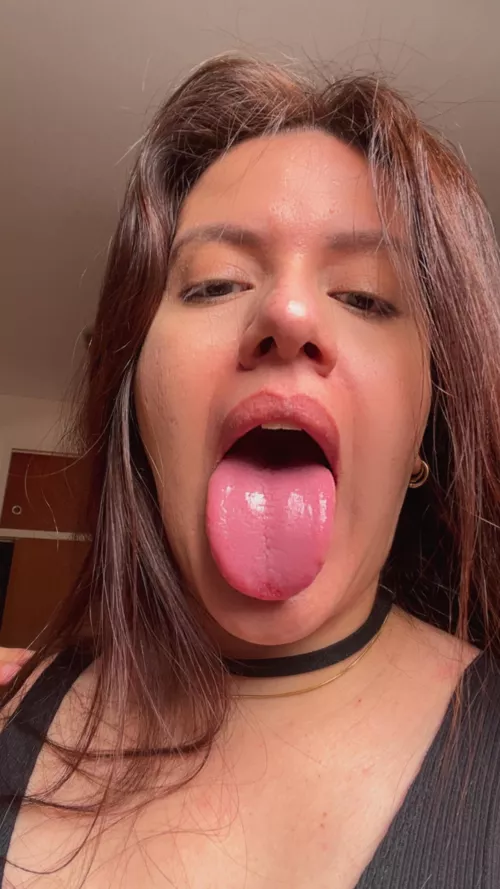 Come here tiny, I won’t hurt you