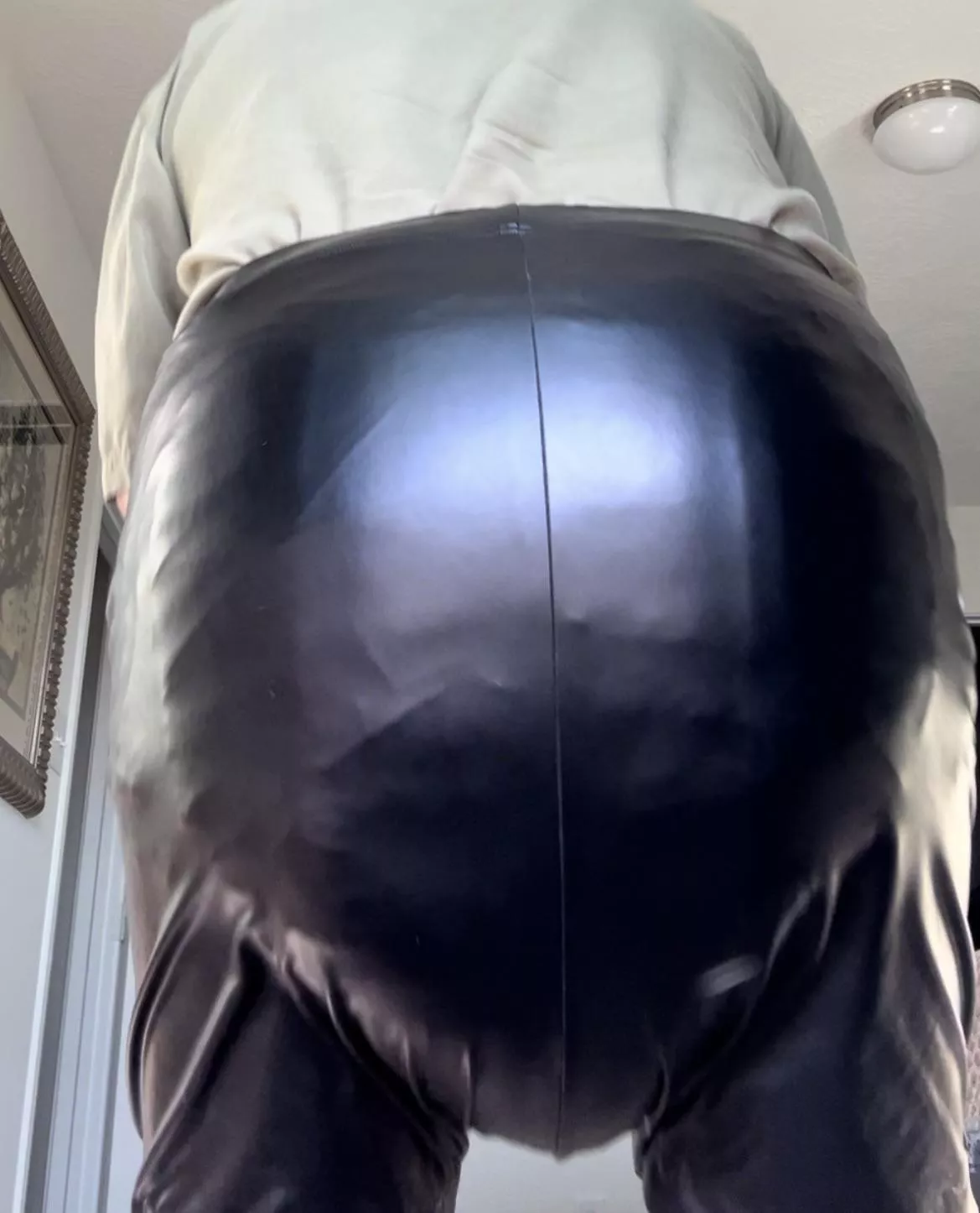 Diapered Leather Butt