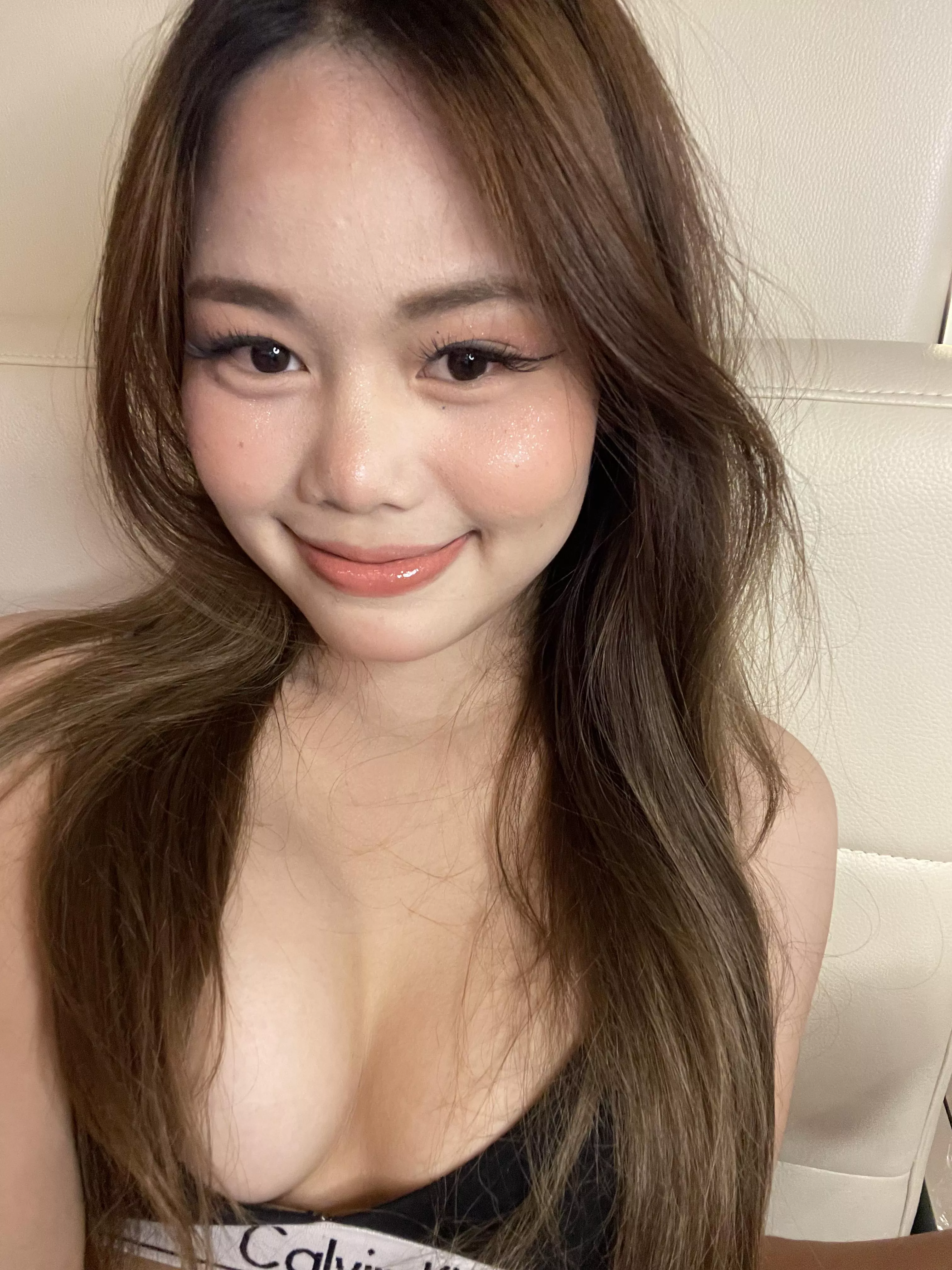 did you ever insert your white cock into an 2006 virgin?
