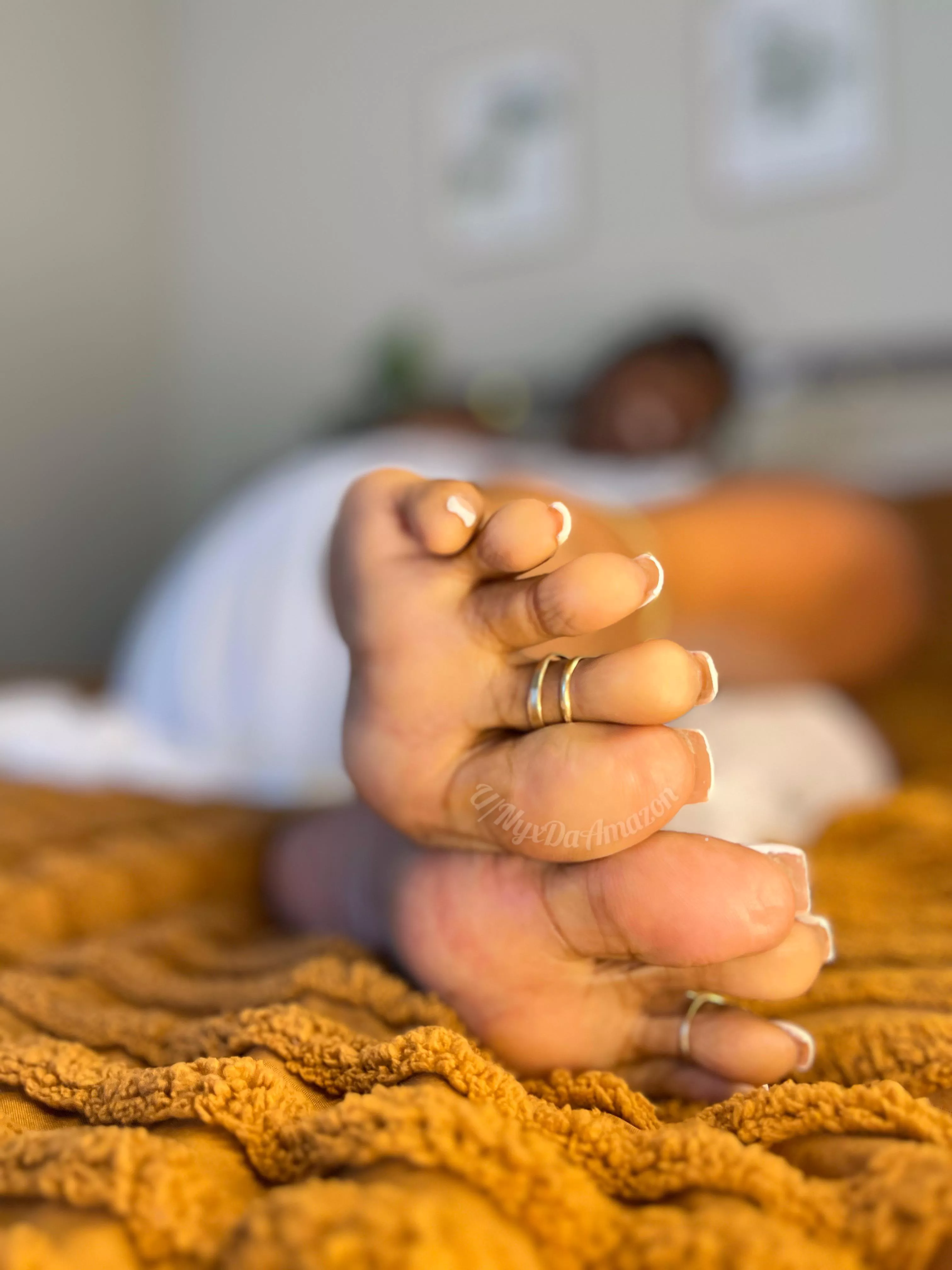 Do my long toes get you excited?