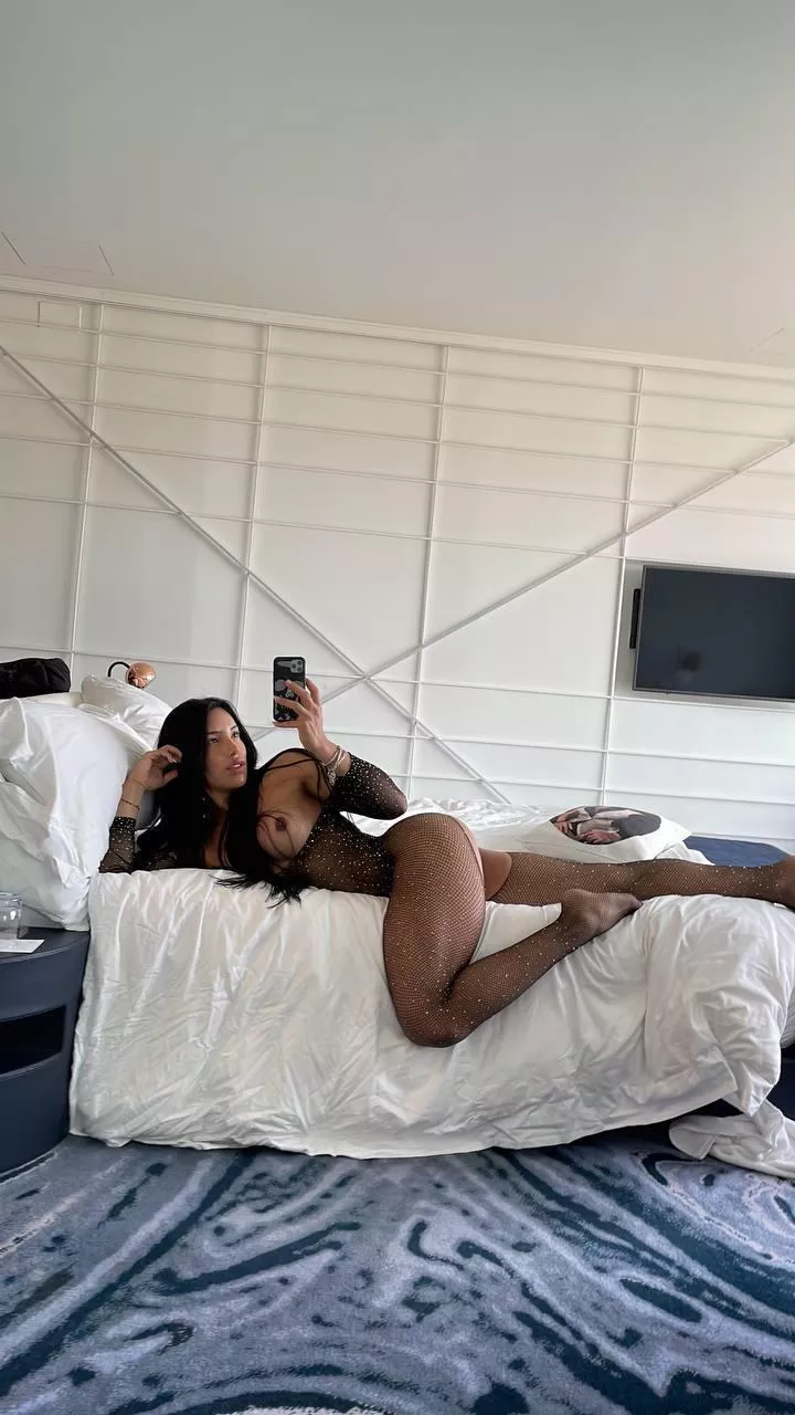 For you, I would adore to be nude every single day