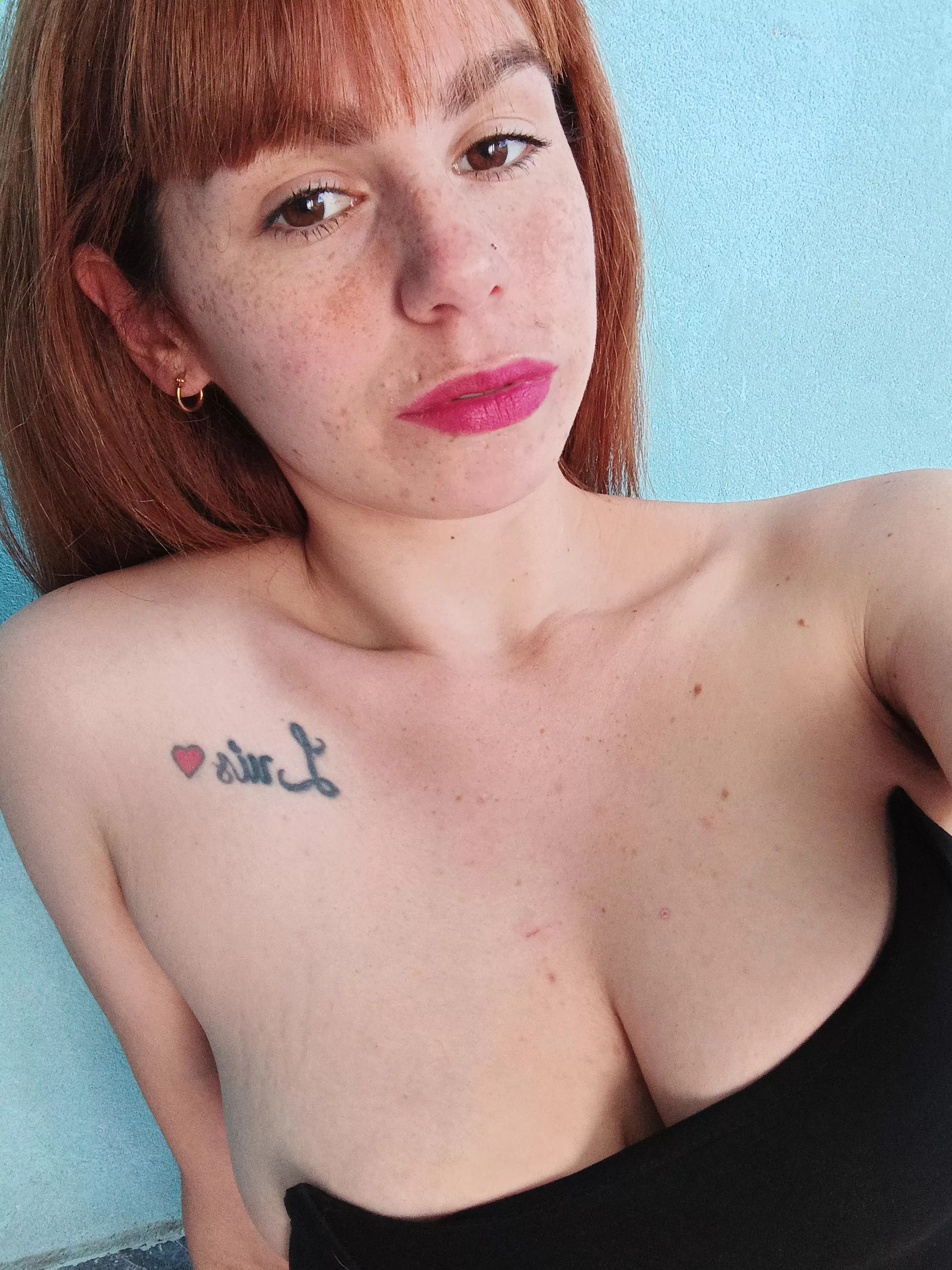 freckles make me look sexy [IRTR]